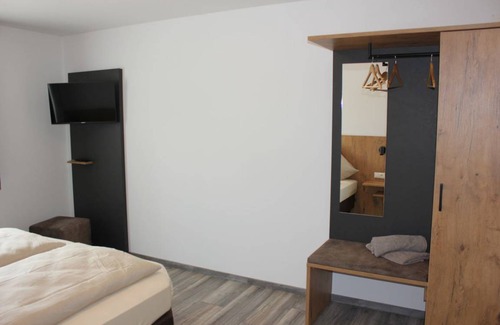 Teisendorf Other | Shared room ∙ 4 guests