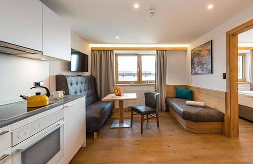 Seefeld Pedestrian Zone Apartment | Standard Apartment - Tyrolean Wine Bar
