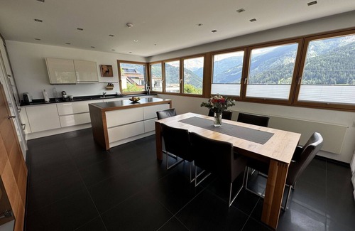 Landeck Villa | Stunning private villa for 6 people with WIFI, pool, TV, patio and panoramic view