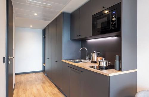 Milbertshofen - Am Hart Hotel | The Base Munich