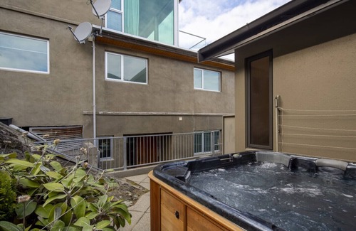 Queenstown House | Ti Tihi - Overlooking Queenstown and Lake Wakatipu
