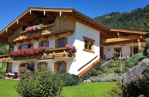 Walchsee Apartment | Tirol 1 - House Schindlauer