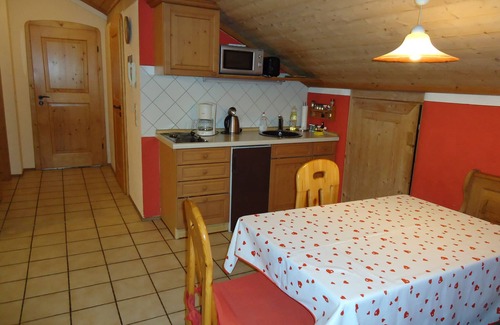 Bad Feilnbach Apartment | Vacation apartment Wingen, 45sqm, 1 sep. Bedroom, south and east-facing balcony in the Wiechs district