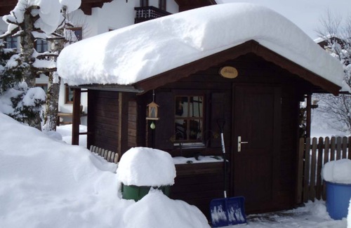 Inzell Apartment | Vacation apartment Ammersee for 2 persons, 1 separate bedroom, balcony, 64 sqm