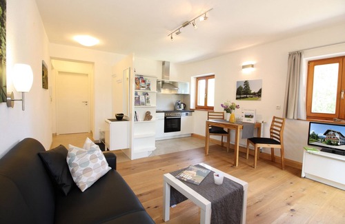 Grabenstatt Apartment | Vacation apartment Tüttensee for 1 - 2 persons, with balcony