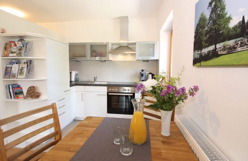 Grabenstatt Apartment | Vacation apartment Tüttensee for 1 - 2 persons, with balcony