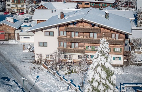 Haldensee Apartment | Vacation apartment no. 2 - Guesthouse Elfriede