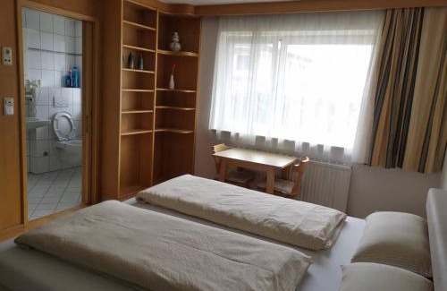 Ehenbichl Hostel | Wei Wei's Hostel