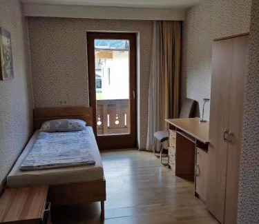 Ehenbichl Hostel | Wei Wei's Hostel