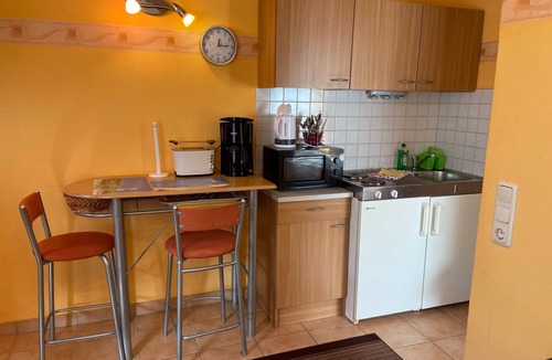 Mariendorf Apartment | Überdachte Terrasse by Interhome