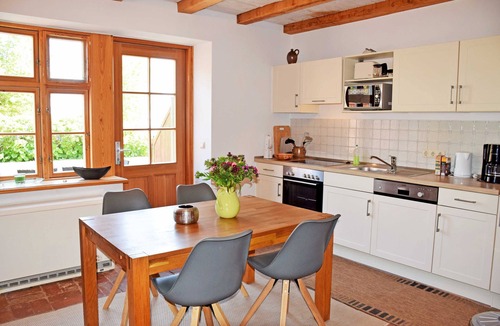 Alt Reddevitz Cottage | 03 Holiday apartment with lake view - Holiday apartments on the Reddevitzer Hövt