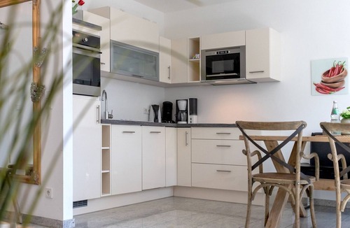 Balm Apartment | 05 Residence at Lake Balmer - BS 30 - Residence at Lake Balmer - BS 30