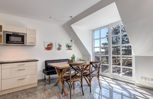 Balm Apartment | 05 Residence at Lake Balmer - BS 30 - Residence at Lake Balmer - BS 30