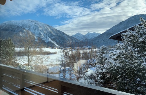 Muhlwinkl Apartment | 1-raum Ferienwohnung 30qm im Dachgeschoss mit Südbalkon/bergblick