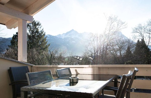 Garmisch-Partenkirchen Apartment | 100 m² Apartment ∙ 3 bedrooms ∙ 6 guests