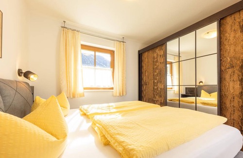 Neustift Im Stubaital Apartment | 100 m² Apartment ∙ 3 bedrooms ∙ 6 guests