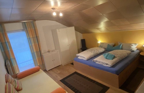 Marktoberdorf Apartment | 100 m² Apartment ∙ 3 bedrooms ∙ 7 guests