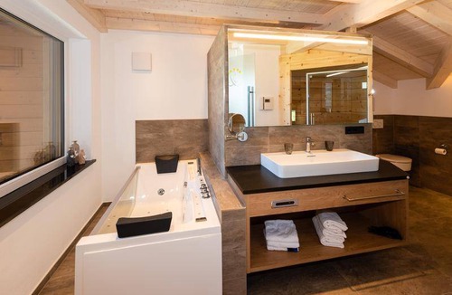 Blachendorf Apartment | 100 m² Apartment ∙ 2 bedrooms ∙ 4 guests