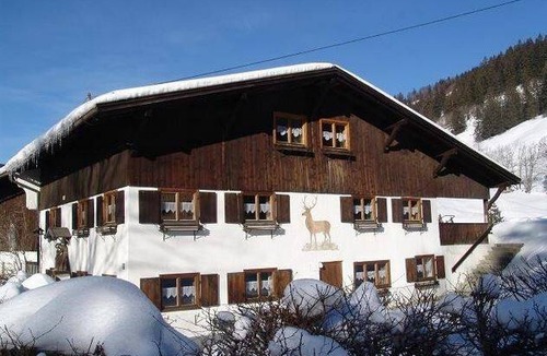 Hinterstein Apartment | 100 m² Apartment ∙ 2 bedrooms ∙ 6 guests