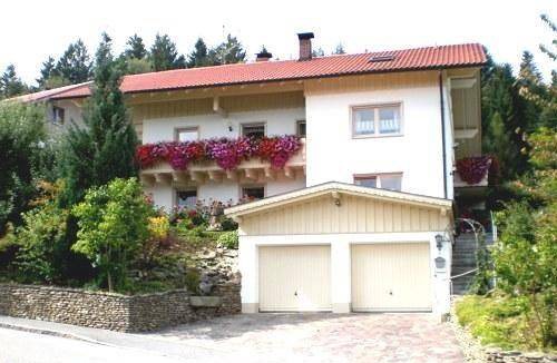 Wiedenmuhle Apartment | 100 m² Apartment ∙ 2 bedrooms ∙ 6 guests