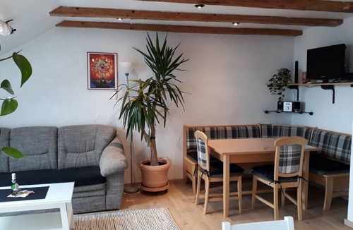 Eggenthall Apartment | 100 m² Apartment ∙ 3 bedrooms ∙ 9 guests