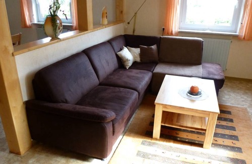 Sulzdorf an der Lederhecke Apartment | 100 m² Apartment ∙ 3 bedrooms ∙ 6 guests