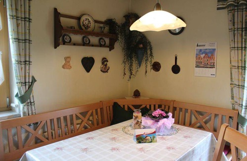 Teisendorf Apartment | 100 m² Apartment ∙ 2 bedrooms ∙ 5 guests