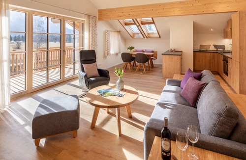 Schwangau Apartment | 104 m² Apartment ∙ 2 bedrooms ∙ 4 guests