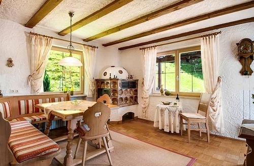 Burgberg Apartment | 110 m² Apartment ∙ 3 bedrooms ∙ 6 guests