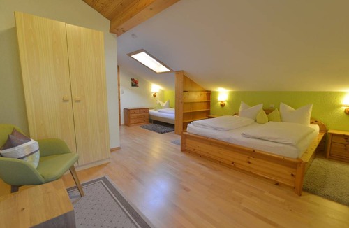 Arnbruck Apartment | 110 m² Apartment ∙ 3 bedrooms ∙ 7 guests