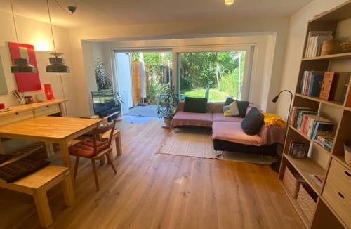 Am Westbad House | 110 m² House ∙ 2 bedrooms ∙ 3 guests