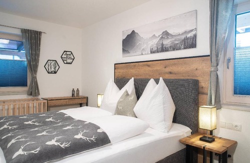 Wiesing Apartment | 114 m² Apartment ∙ 3 bedrooms ∙ 8 guests