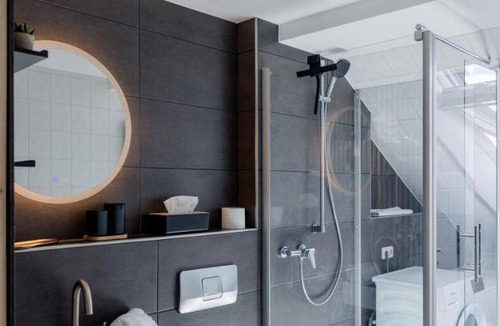 Munchen District Apartment | 115 m² Apartment ∙ 3 bedrooms ∙ 8 guests