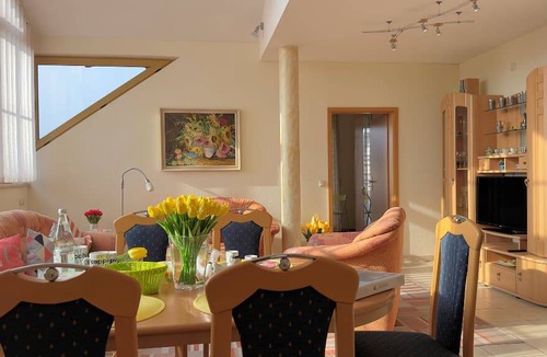 Friedenfels Apartment | 115 m² Apartment ∙ 2 bedrooms ∙ 4 guests