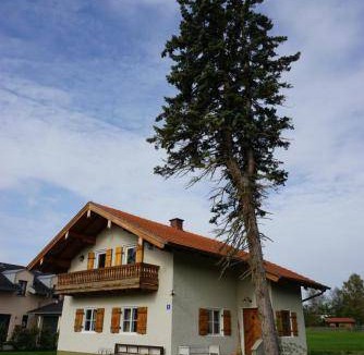 Schechen House | 115 m² House ∙ 3 bedrooms ∙ 8 guests