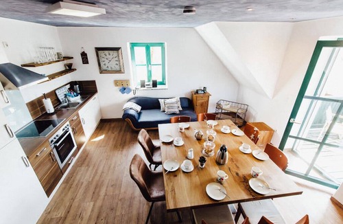 Schwarzach b. Nabburg Apartment | 117 m² Apartment ∙ 3 bedrooms ∙ 9 guests