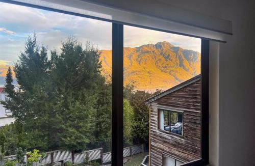 Fernhill House | 12 Arawata