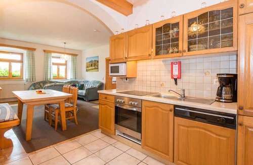 Eschlkam Apartment | 120 m² Apartment ∙ 3 bedrooms ∙ 7 guests