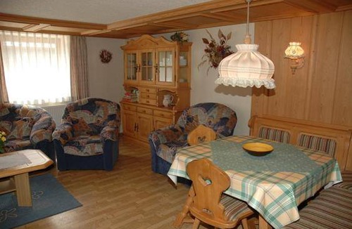 Sulzberg Apartment | 120 m² Apartment ∙ 2 bedrooms ∙ 5 guests