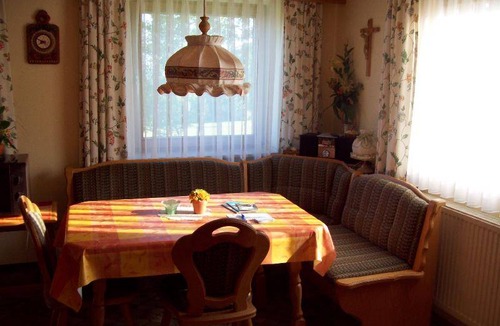 Sulzberg Apartment | 120 m² Apartment ∙ 2 bedrooms ∙ 5 guests
