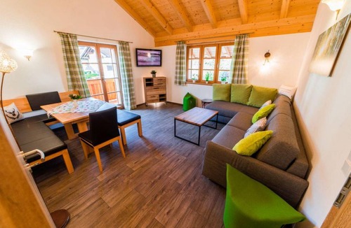 Unterwoessen Apartment | 120 m² Apartment ∙ 3 bedrooms ∙ 8 guests