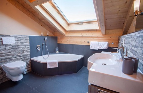 Farchant Apartment | 120 m² Apartment ∙ 3 bedrooms ∙ 6 guests