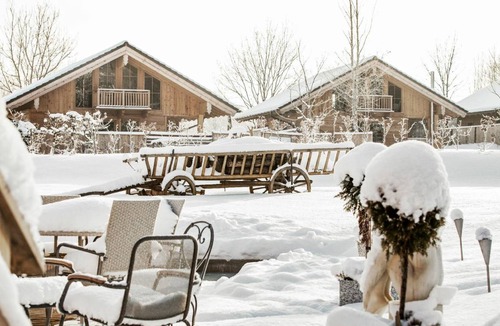 Ainring Ski Chalet | 120 m² Chalet ∙ 2 bedrooms ∙ 4 guests