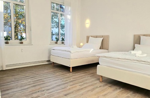 Luenen Apartment | 122qm-Apartment - 4 Zimmer I Zentral I Küche I Balkon I Parken I WLAN