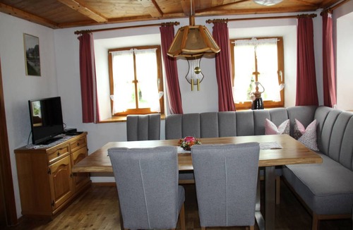 Waging am See House | 124 m² House ∙ 4 bedrooms ∙ 8 guests