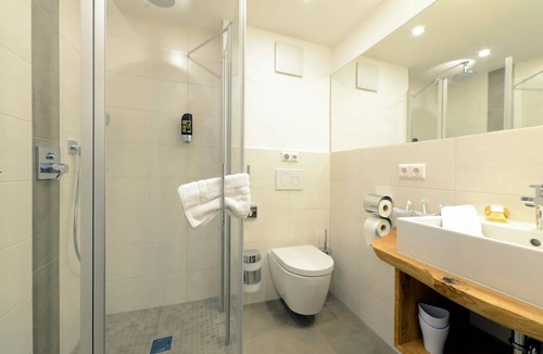 Breitbrunn a. Chiemsee Apartment | 125 m² Apartment ∙ 4 bedrooms ∙ 8 guests