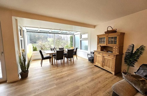 Schwarzenbach House | 125 m² House ∙ 3 bedrooms ∙ 6 guests