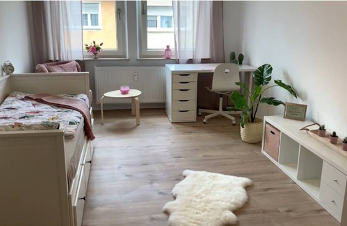 Untergiesing Resort | 135 m² Private room ∙ 1 bedroom ∙ 7 guests