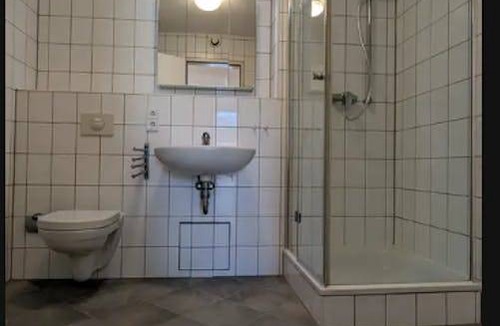 Untergiesing Resort | 135 m² Private room ∙ 1 bedroom ∙ 7 guests