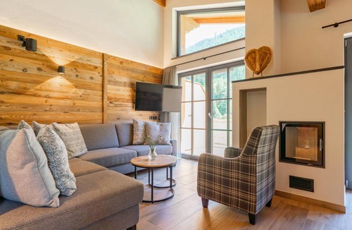 Wald im Pinzgau Ski Chalet | 135 m² Chalet ∙ 4 bedrooms ∙ 10 guests